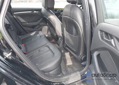 2015 Audi A3 2.0T Premium z USA, uszkodzony, nr VIN WAUBFGFF2F1112505